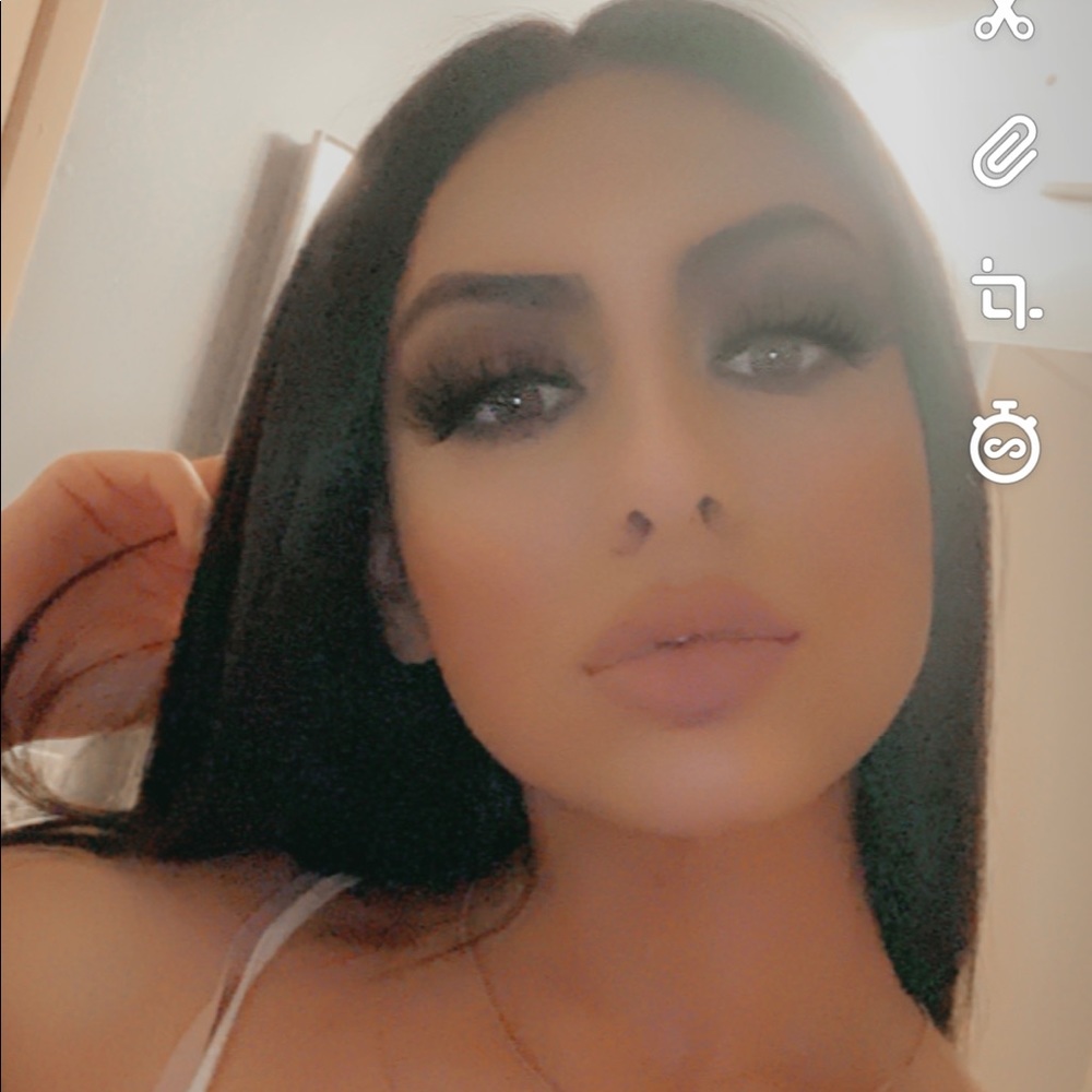 Meet your Posher, Nara